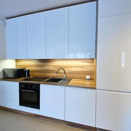 Apartament Długa Grobla 8 *